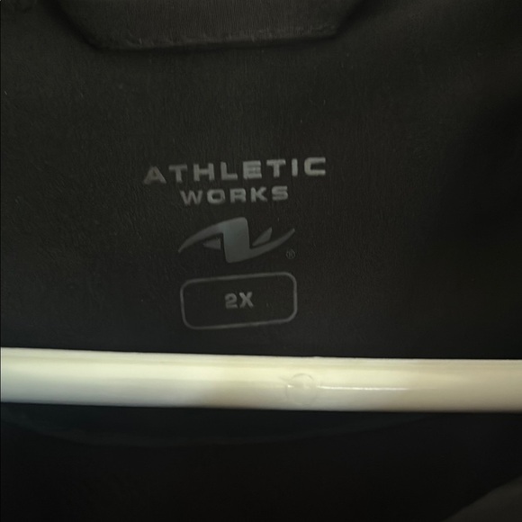 Athletic Works Black Windbreaker Jacket - Picture 2 of 5